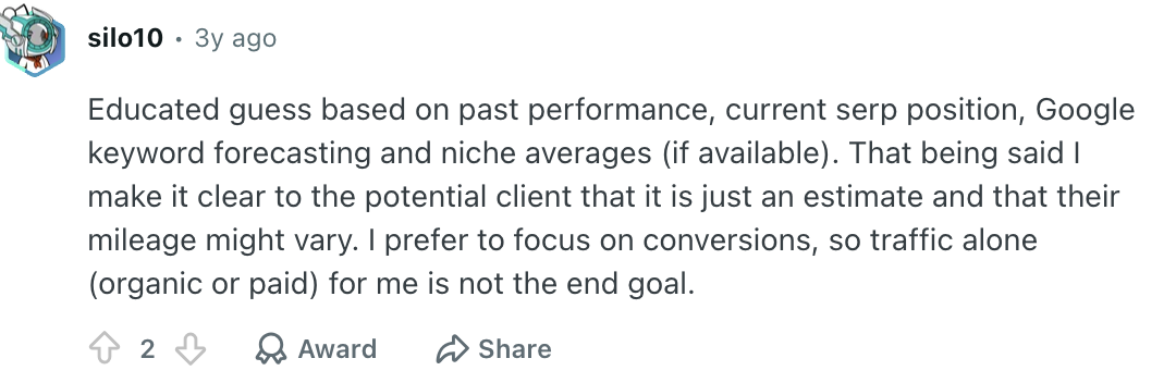 SEO practitioner comment emphasizing that organic traffic forecasts are estimates and should be tied to conversions
