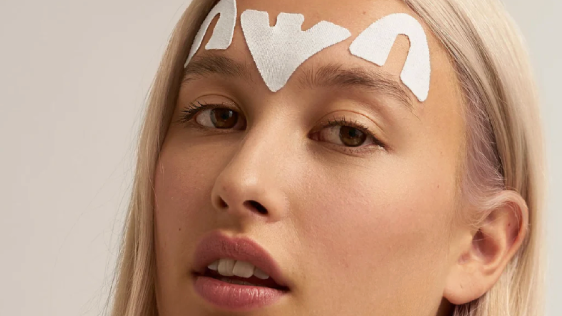 Bande liftante Lyfta skin tape face taping