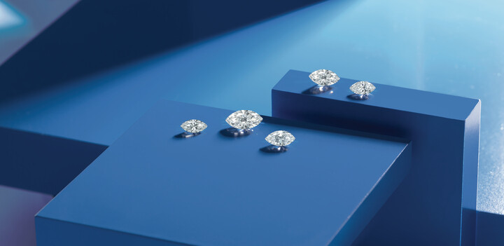 Different sizes of lab grown diamonds